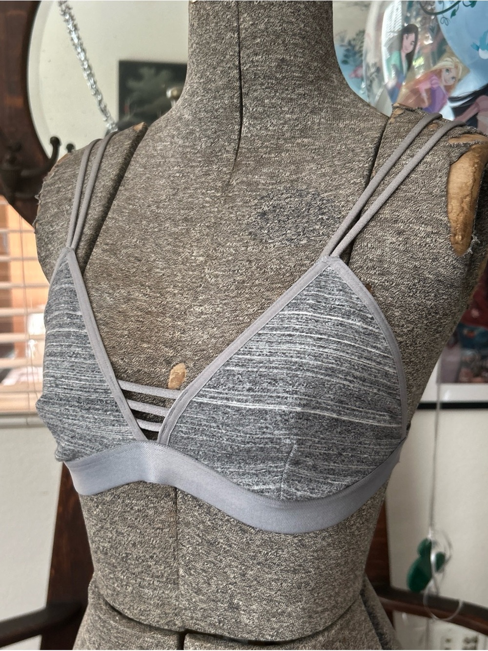 Victoria's Secret Strappy Bralette Size S Gray Triangle Lounge Comfort Everyday